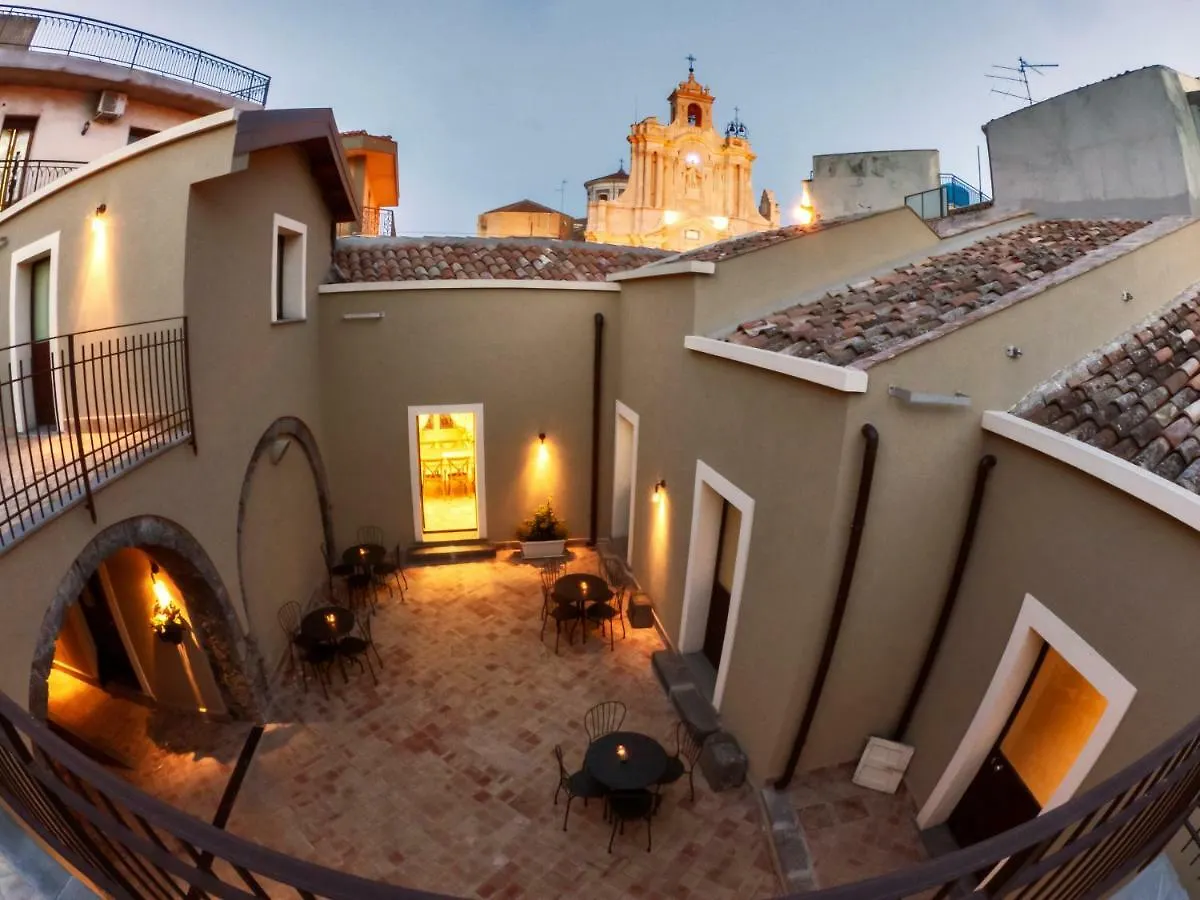 Locanda Sant'Antonio Aci SantʼAntonio 0*,  Italie
